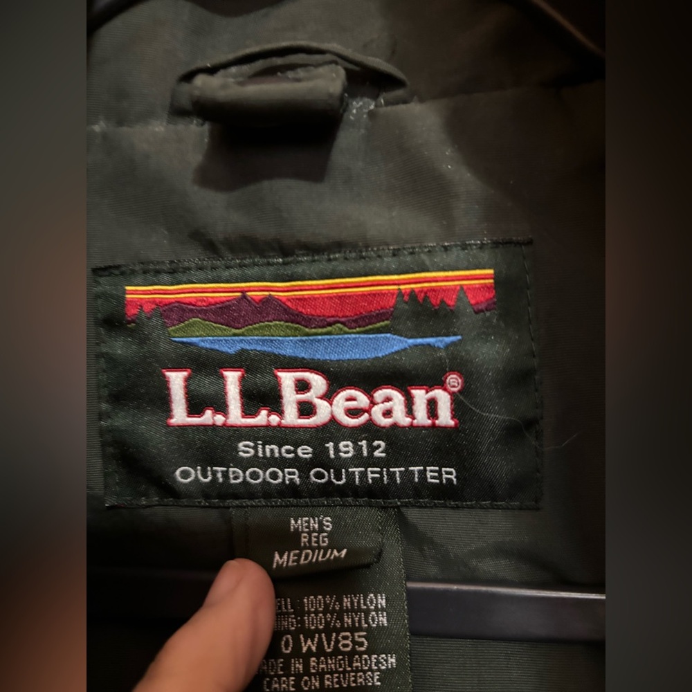 L.L. Bean Men's Olive and Charcoal Raincoat - Picture 6 of 11